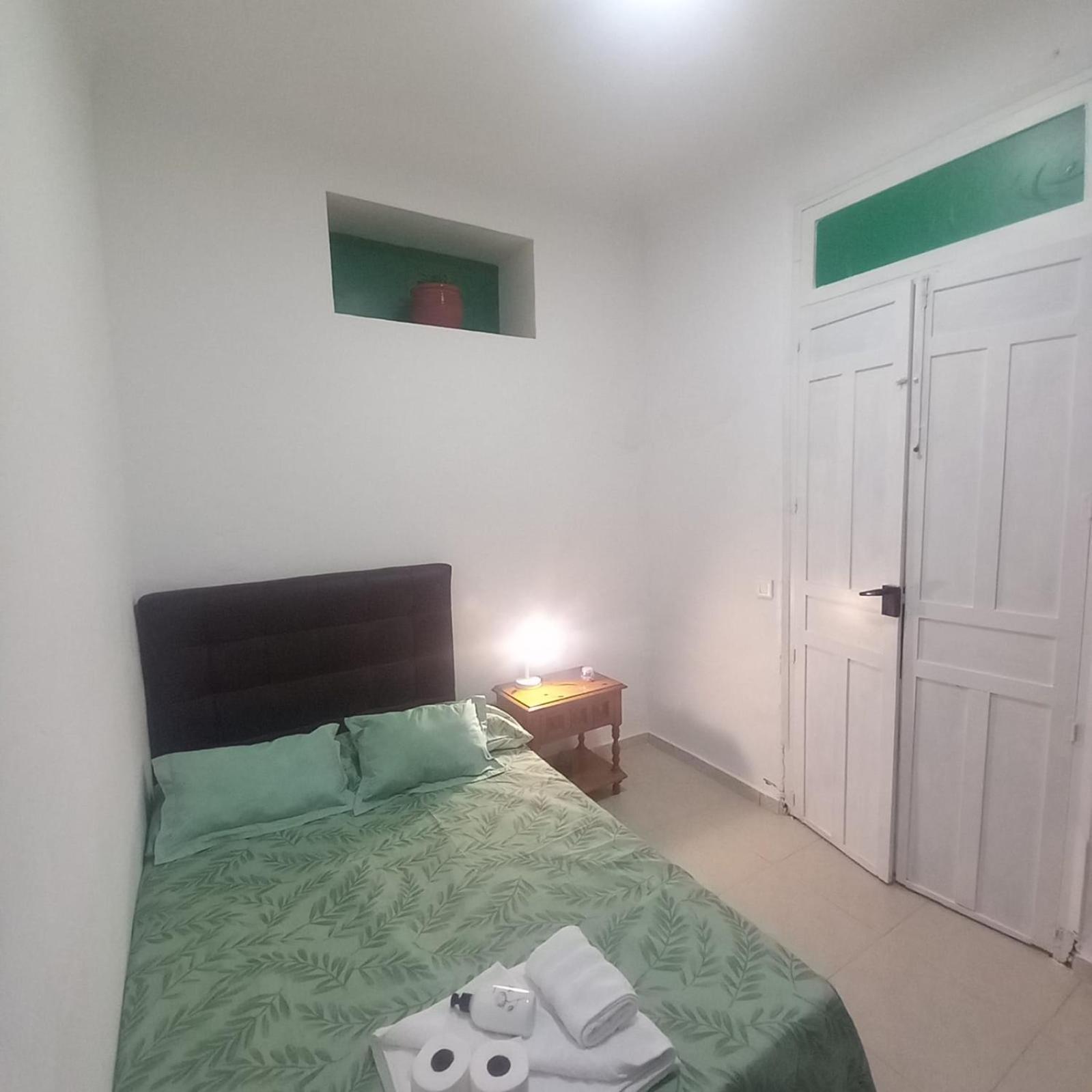 Magnolia Nice Room อาลิกันเต ภายนอก รูปภาพ